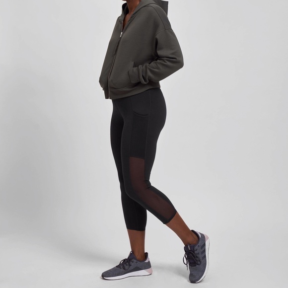 Universal Standard Pants - Universal Standard Game Gabby Cropped Mesh Legging size 14/16